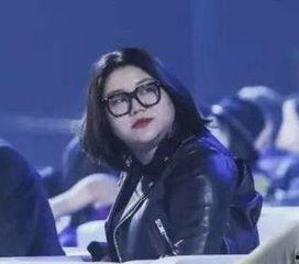 娱乐吃瓜王七七是谁啊,揭秘娱乐圈幕后风云