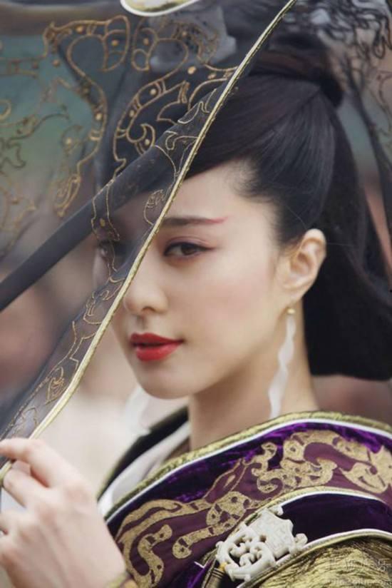 吃瓜娱乐圈 罗云熙,瓜田里的娱乐圈新星